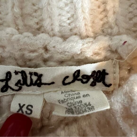 Lilis Closet Cream Crew Long Sleeve Knit Sweater Lace Trim Sz XS (576) - Picture 7 of 7